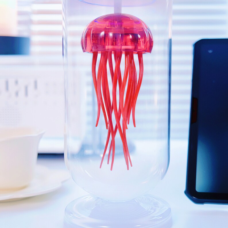 Kinetic Jellyfish Mechanical Capsule